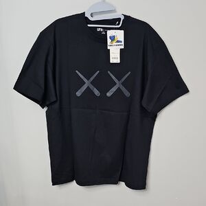 Uniqlo x KAWS Black Graphic Tee